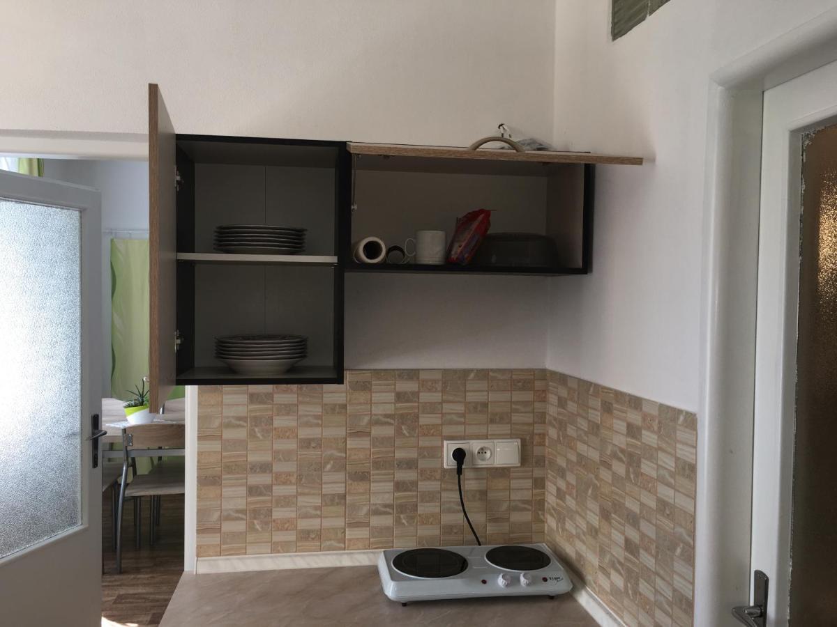 Apartmany Toufar 泰尔奇 外观 照片