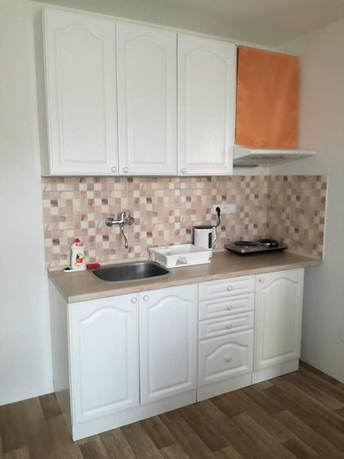 Apartmany Toufar 泰尔奇 外观 照片